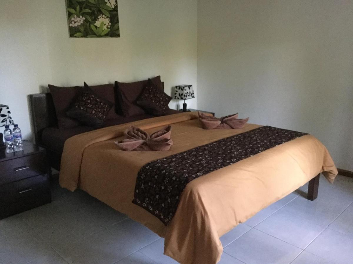Kartika Villas Lovina Esterno foto