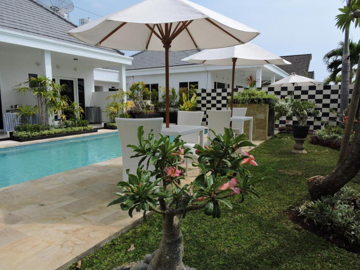 Kartika Villas Lovina Esterno foto